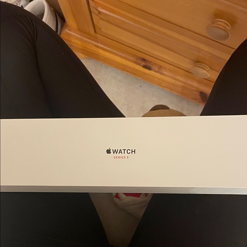 Apple Watch Series 3 rose gold box